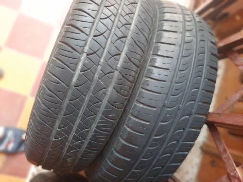 4 عجلات سيارة اتوس