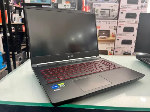 LAPTOP MSI KATANA GF63 | I5 12450H 16GB 512SSD 6GB NVIDIA RTX 3060 15.6'' FHD