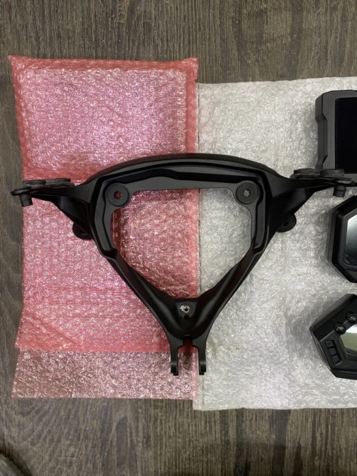 Pièce Honda Suzuki KAWASAKI yamaha bmw 