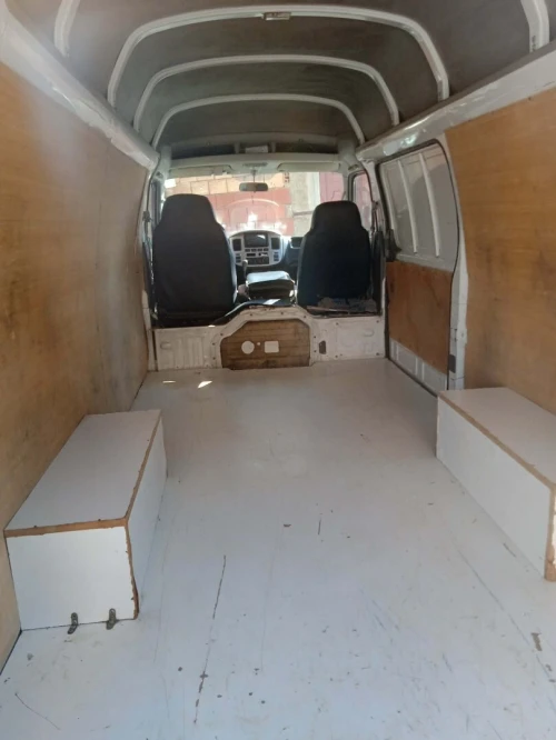 Nissan Urvan 2011