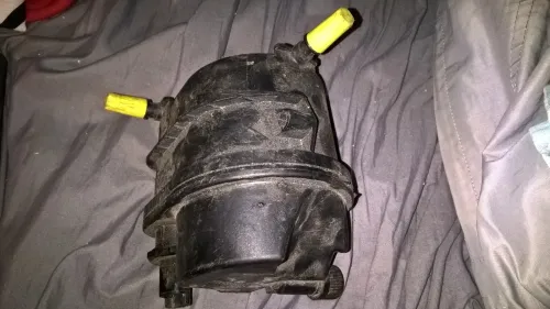 Turbo. Calculateur moteur. Boîtier filtre de carburant 