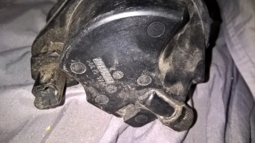 Turbo. Calculateur moteur. Boîtier filtre de carburant 