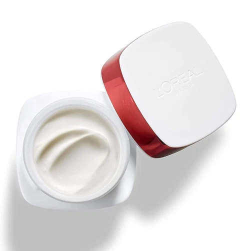 L'Oréal Paris  Soin Anti-Âge, Revitalift,  Hydratant & Raffermissant, Crème de Jour Anti-Rides & Extra-Fermeté, 50 ml, Produit d'Origine