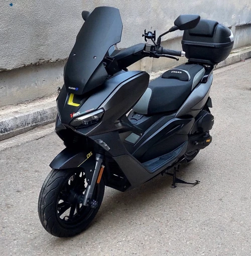 VMS Vmax 200 2025