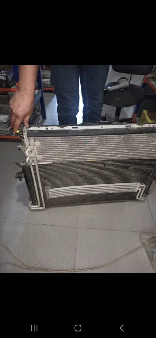 Radiateur volkswagen TOUAREG 
