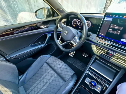 Volkswagen Tiguan 2025 R-LINE
