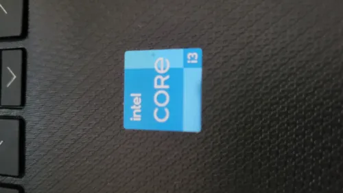 HP  Laptop 14s-SSD i3 11e générations