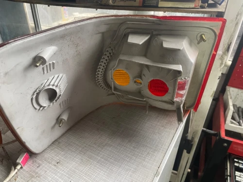 Feux arrière Audi 80