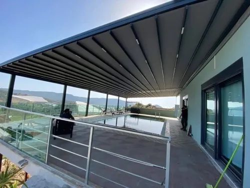 pergola en bache rétractable sur mesure
