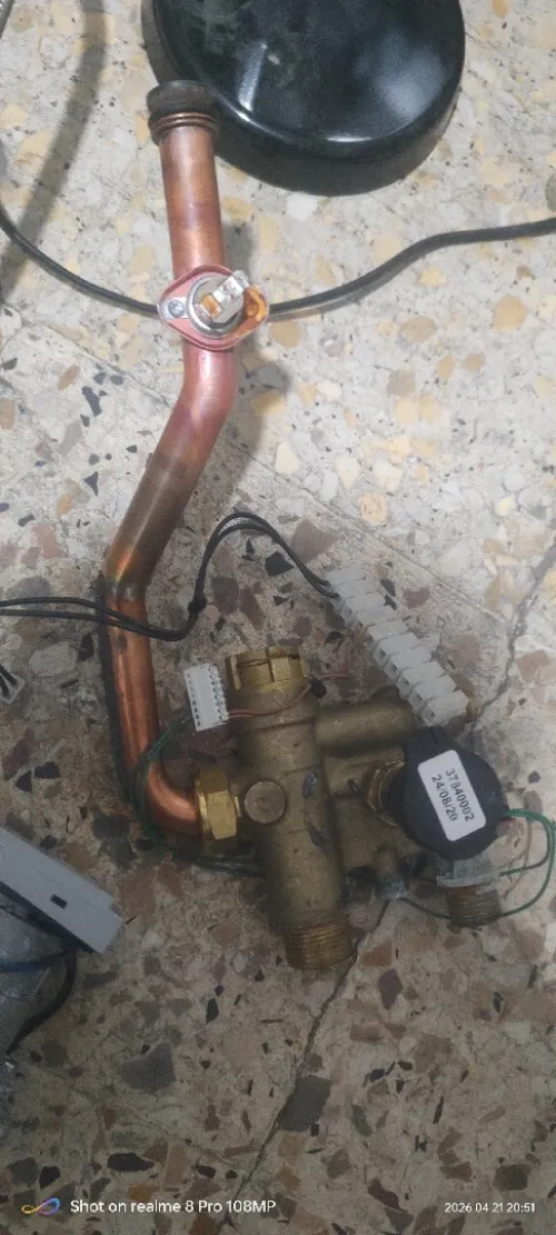 Pompe et piece chauffage et chodair