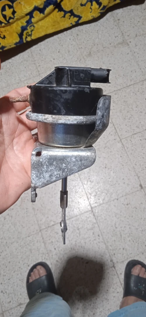 Soupape turbo 04L