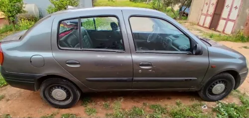 Renault Clio Classique 2001 