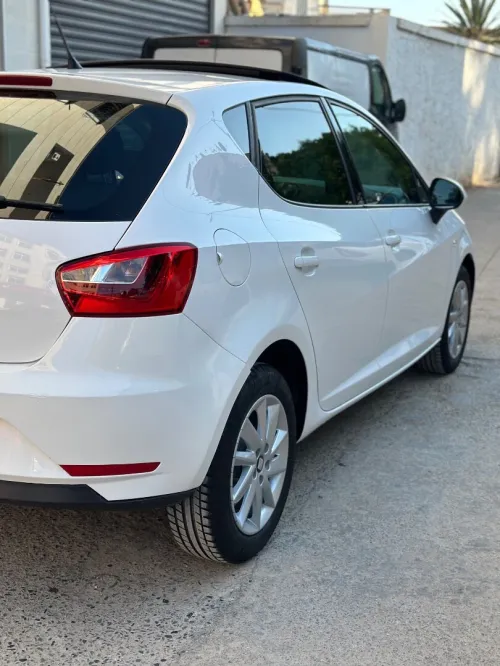 Seat Ibiza 2015 Fully +Toit ouvrant