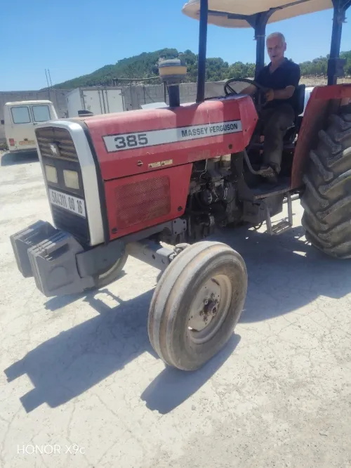 Massey ferguson Tractor 2012