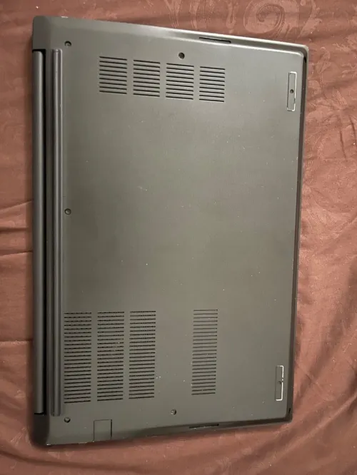 Lenovo thinkpad E14 GENS 4 rayzen 5500u , 16 go ram , 512ssd , 4gb HPU ecran full HD