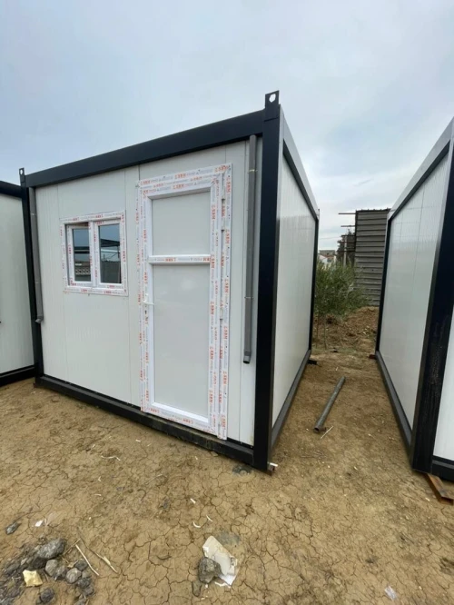 cabine saharienne de  ( une chambre 3/3 poste de garde)