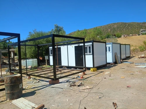 Chalet préfabriqué 3/6 avec barreaudage