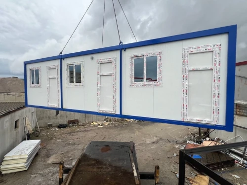 Cabine préfabriqués en panneaux sandwich 3/9 03 chambres