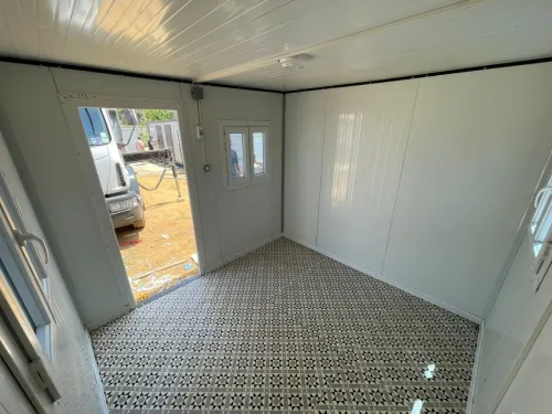 cabine saharienne de  ( une chambre 3/3 poste de garde)