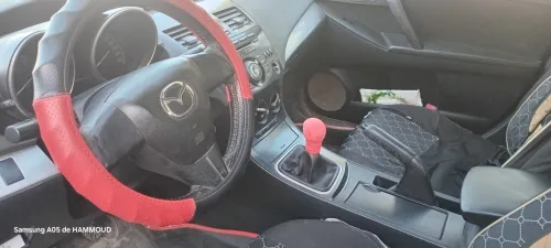 Mazda 3 3 box 2015 