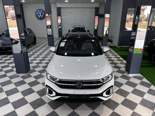 Volkswagen T-Roc 2024 R-Line 
