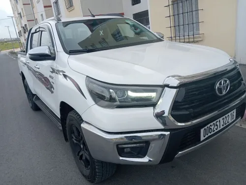 Toyota Hilux 2022 LEGEND DC 4x4 Pack Luxe