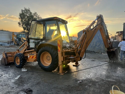 Case 580 super R 2004