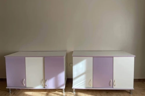 Bureaux + deux commodes