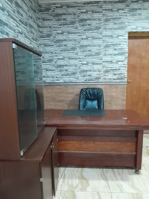 Meuble bureau + vitrine en bois à vendre
