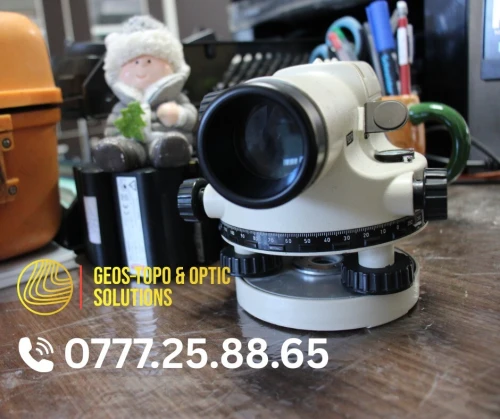 Niveau de chantier Nikon AX 2S  20x  Excellent état