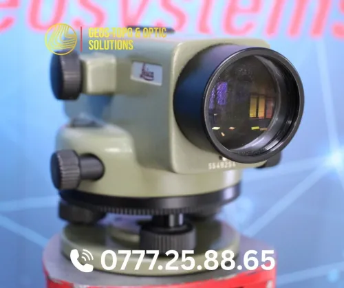 Niveau professionnel Leica NAK2 prêt pour chantier