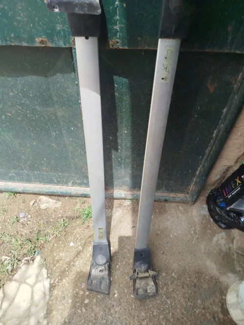 Porte bagage avec ses barres de toit