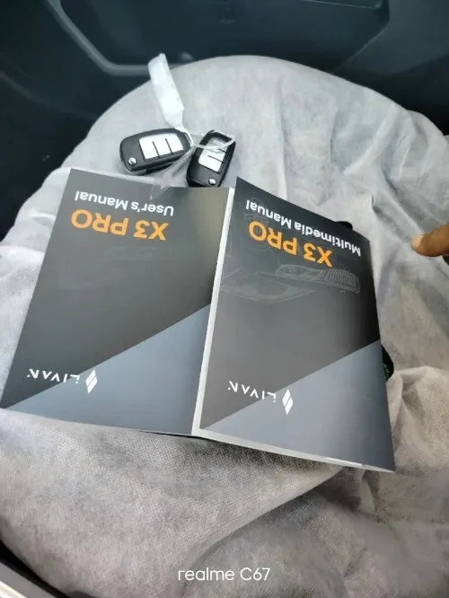 Livan X3 Pro  2026 Manuelle (Avec toit ouvrant)