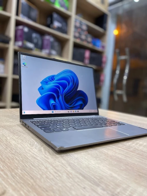 LONOVO THINKBOOK 13s G2 ILT 16GB /237gb Intel I7 -11