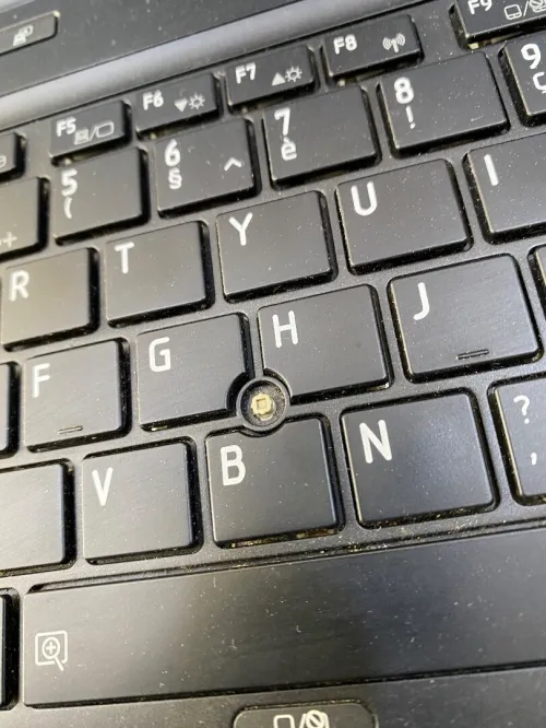 LAPTOP TOSHIBA I5 3210M 8/500GB CABA