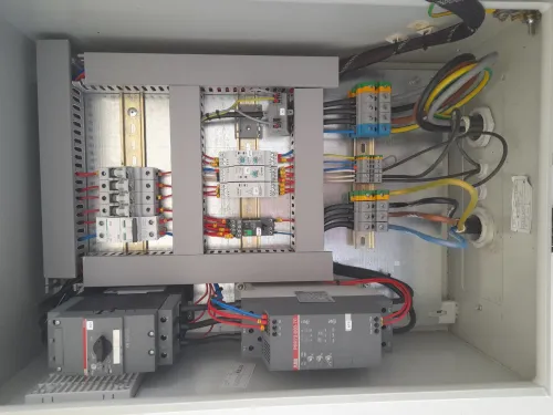 Armoires électriques