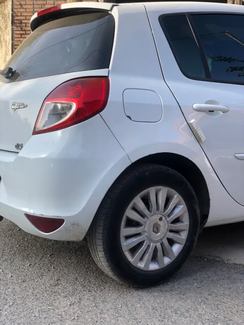 Renault Clio 3 2011 Night and Day