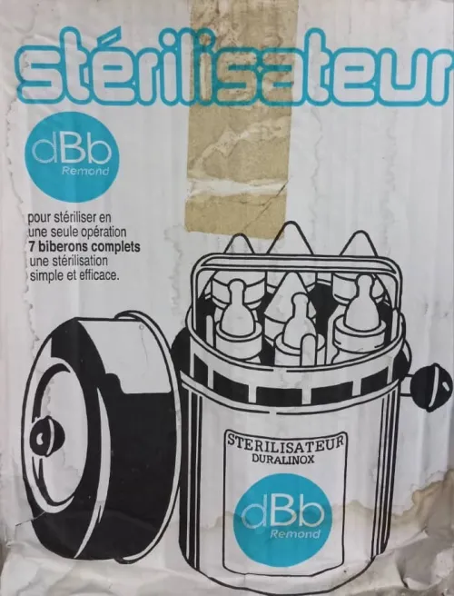 stérilisateur biberon avec2 biberons de marque française dBb Remond