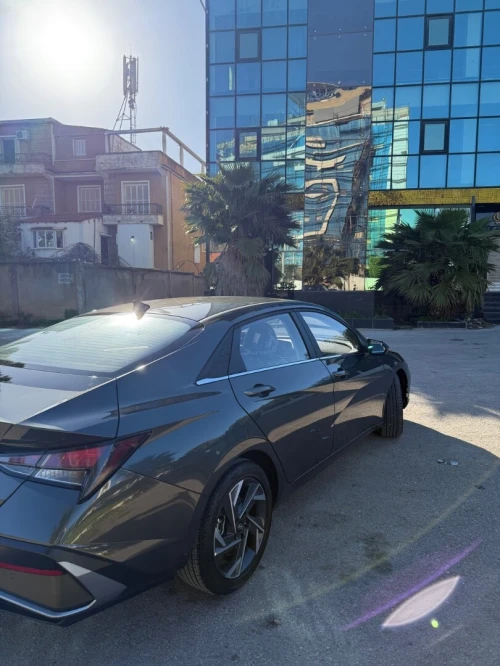 Hyundai Elantra 2025 GLX