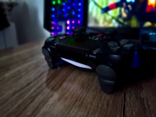 non flashps4 slim 2 controller+CD uncharted 1+2+3