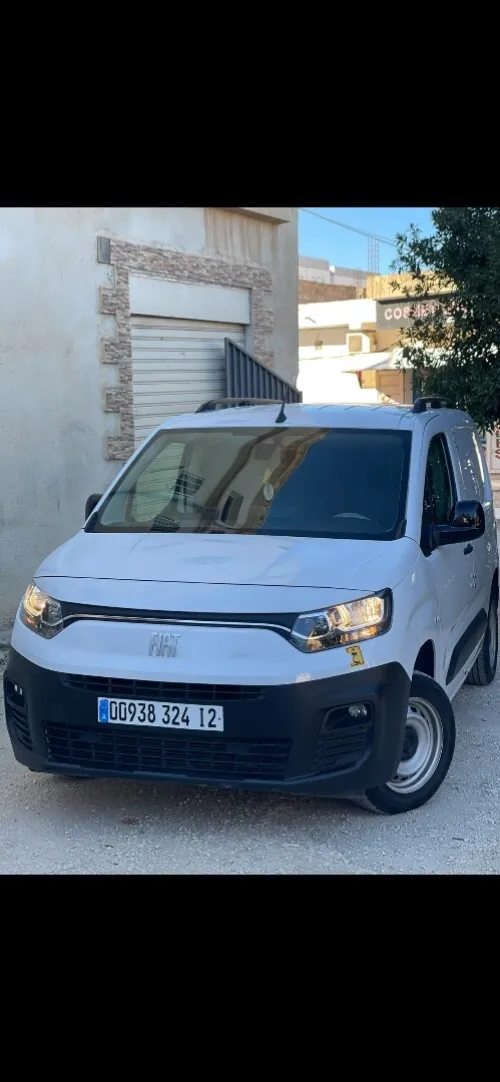 Fiat Doblo 2024 Italie