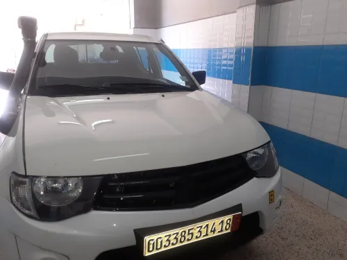 Mitsubishi L200 2014 Doube cabine Evolution