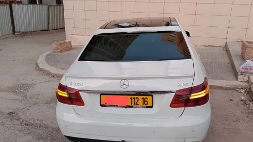 Mercedes Classe E 2012 AVANTGARDE Pack AMG