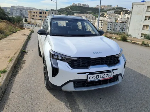 Kia Sonet  2025 Full options