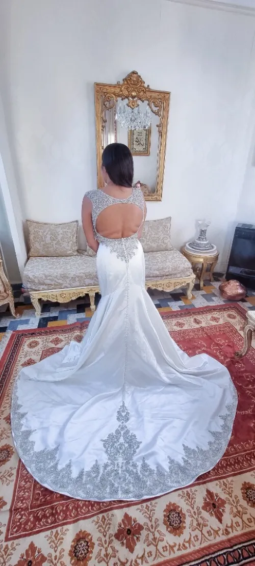 Robe Blanche
