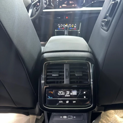 Volkswagen Passat 2025 