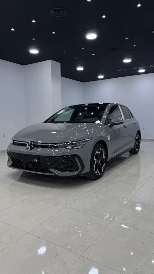 Volkswagen Golf 8.5 2025 R-LINE