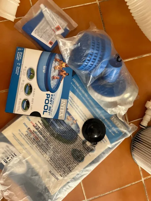  Pompe + filtre piscine INTEX neuf (kit complet)
