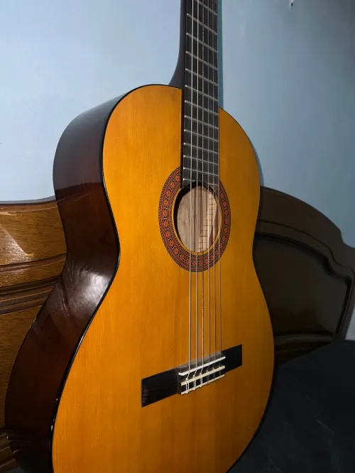 Guitare Yamaha C40 - Neuve 