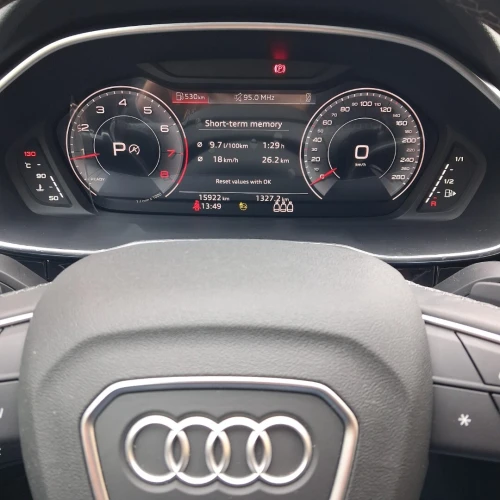 Audi Q3 2025 S line